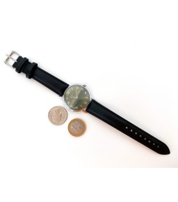 Unisex Leather Strap Watch