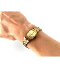 Womens Gold Square Dial...