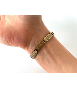 Women's wide strap vintage...