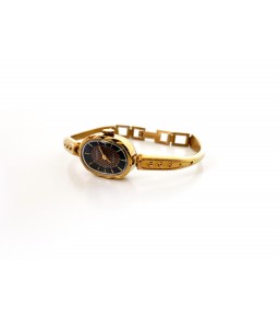 Exquisite vintage gold watch